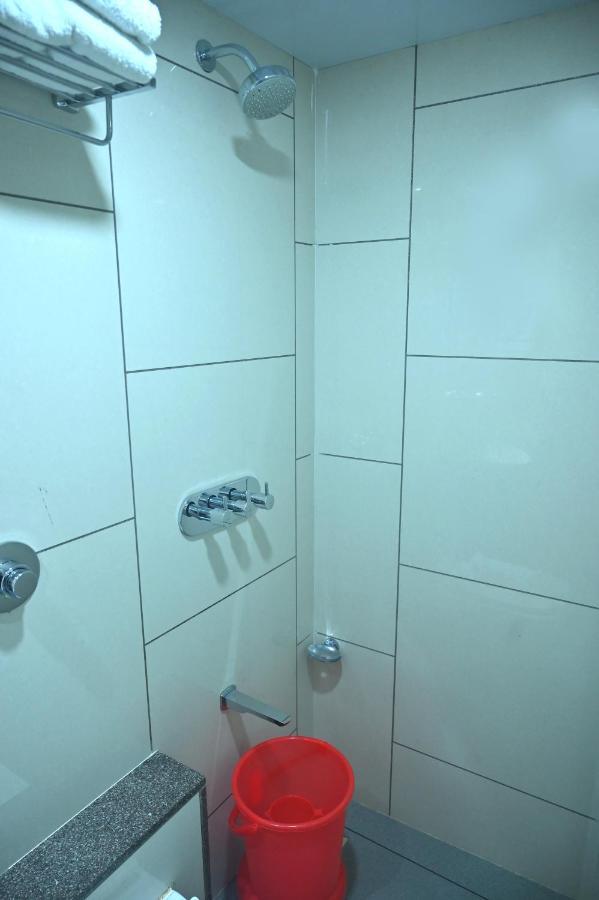 Hotel Aaram Umargām Extérieur photo