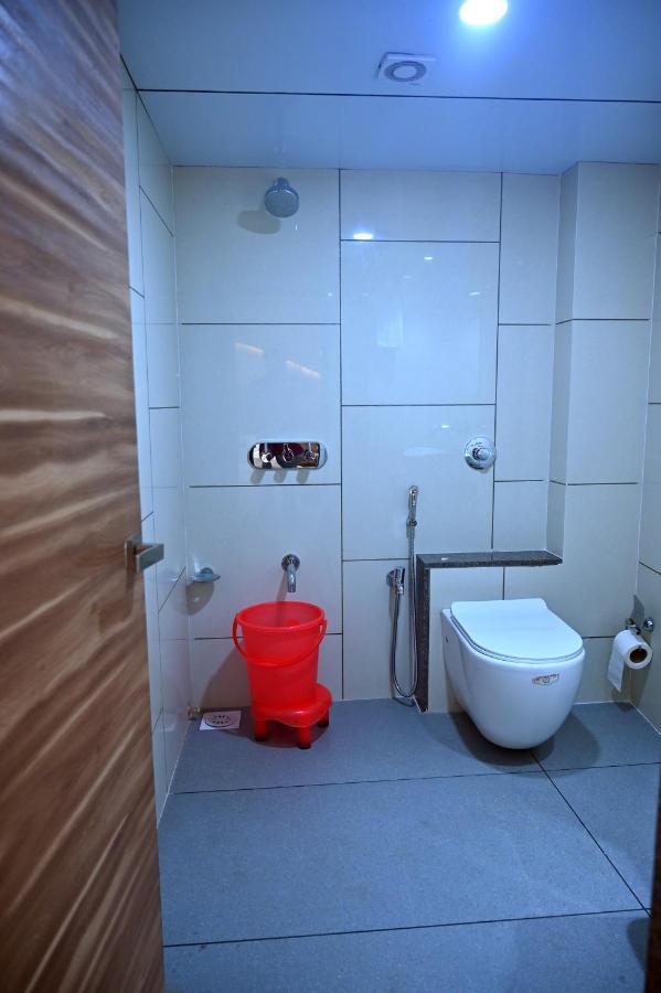 Hotel Aaram Umargām Extérieur photo